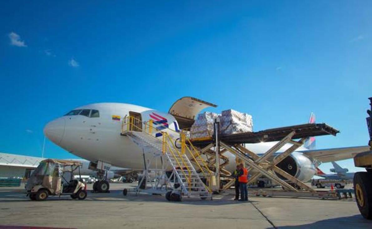 LATAM Cargo e Logenix concluem transporte de 1.000 ventiladores pulmonares para combate à COVID-19 no Brasil