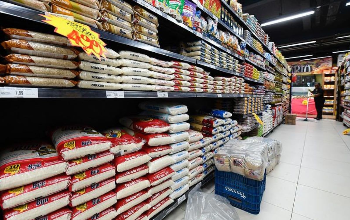 Procons de todo o país cobram providências em relação à alta de preços dos produtos da cesta básica