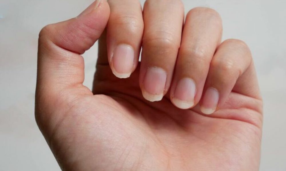 Guia de cuidados com as unhas: conheça os melhores hábitos para mantê-las fortes e saudáveis