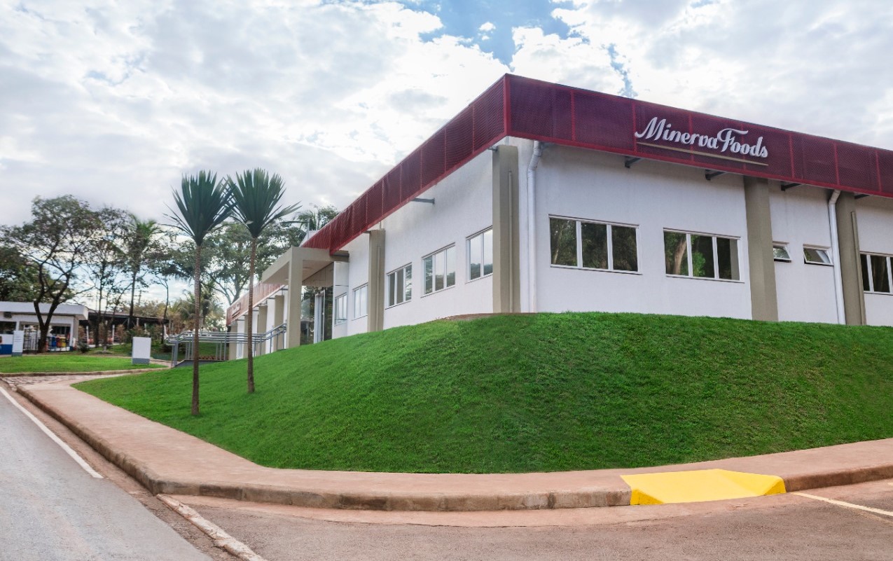 Minerva Foods promove cursos de qualificação a mulheres no município de Paranatinga
