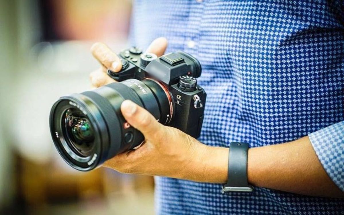 Rondonópolis | Assaltantes levam equipamentos e carro de fotógrafos de candidato a prefeito