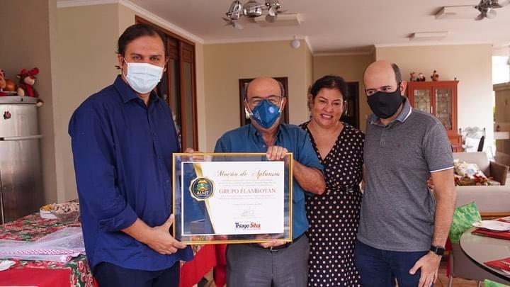 Deputado Thiago Silva homenageia Grupo Flamboyan pelos 50 anos de empreendedorismo em MT