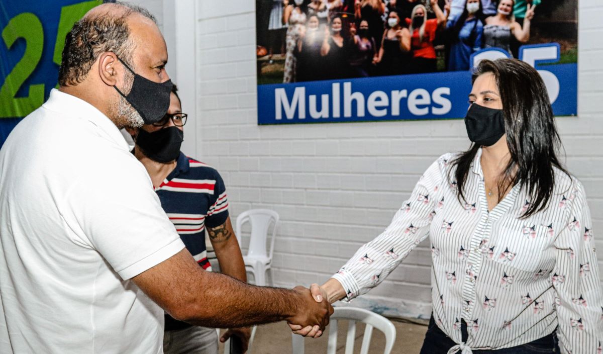 Thiago recebe apoio de servidores e garante que chamará aprovados em concurso da Prefeitura