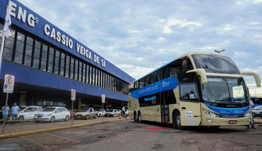 Concessionárias de serviços públicos devem disponibilizar atendimento telefônico gratuito ao usuário