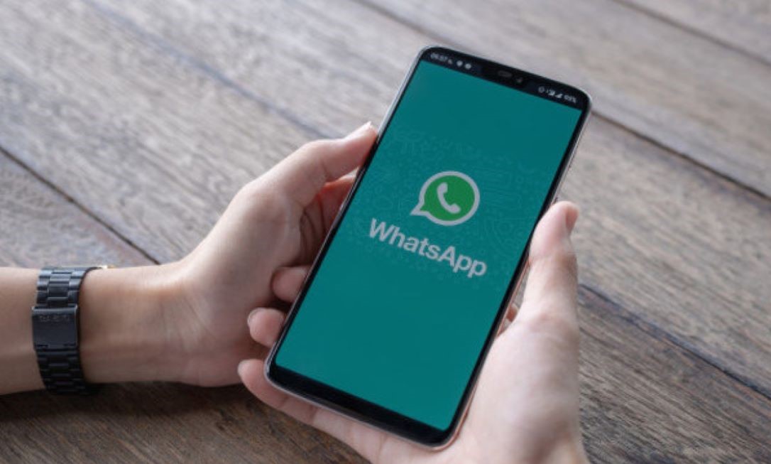 Patrão é condenado por demitir empregada doméstica pelo WhatsApp