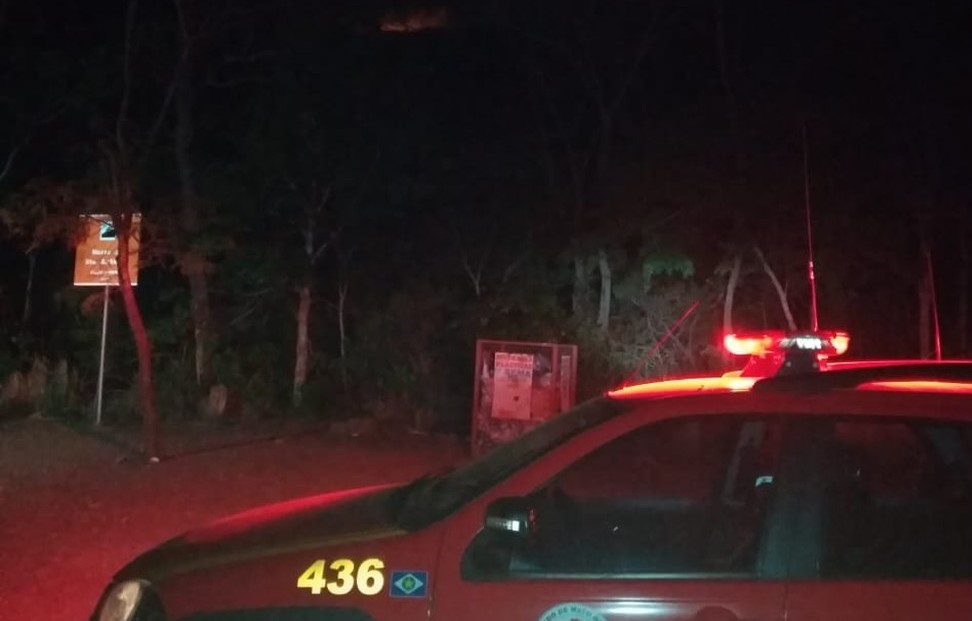 Mato Grosso | Incêndio que atingia Morro de Santo Antônio é controlado após chuva