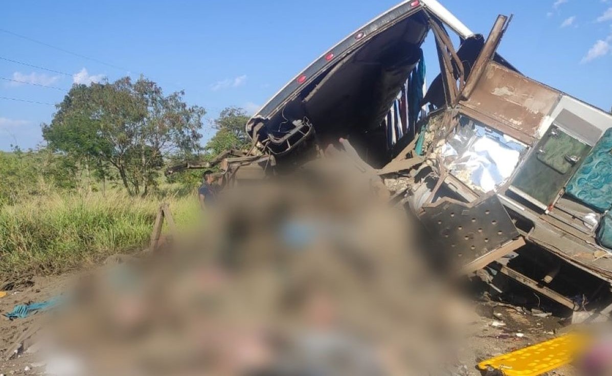Tragédia em rodovia no interior de São Paulo provoca 41 mortes