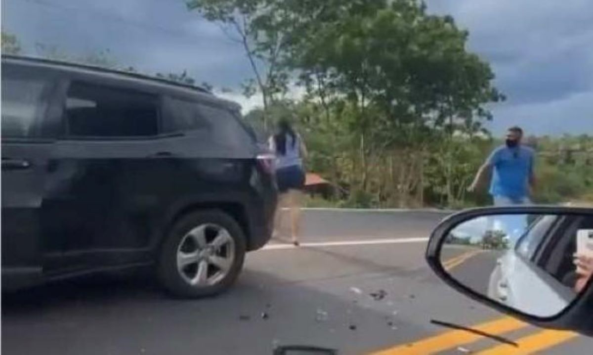 Mato Grosso | Engavetamento de quatro carros deixa feridos na estrada da Chapada
