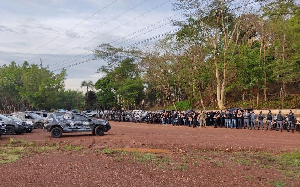 Operação em Jaciara resulta na prisão de 15 pessoas envolvidas com facção criminosa
