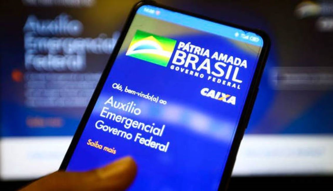 Auxílio emergencial termina hoje com último depósito para 3,2 milhões
