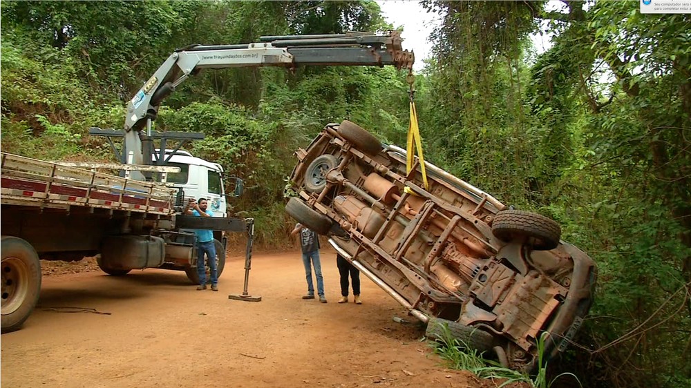 Primavera do Leste | Motorista morre após perder controle de caminhonete e cair em barranco