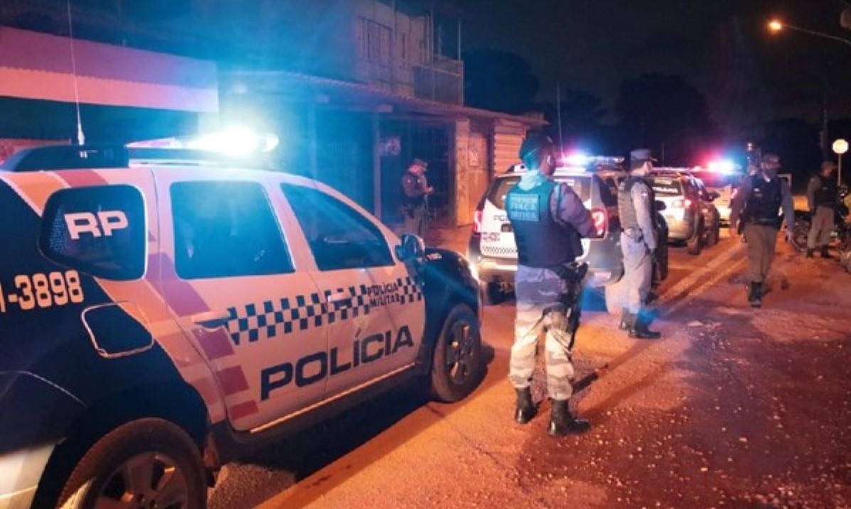 Cuiabá | Policial é detida suspeita de matar o marido a tiros e alega legítima defesa