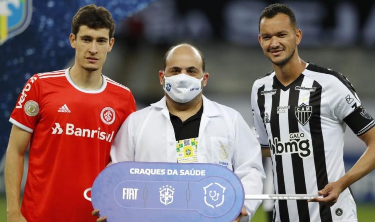 Hospital Metropolitano recebe doação de ambulância da Confederação Brasileira de Futebol