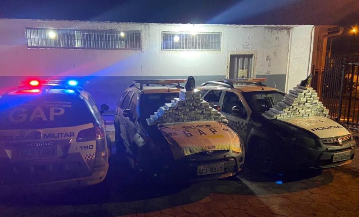 PM apreende mais de 330 kg de drogas; cerca de R$ 5,3 milhões de prejuízo ao tráfico