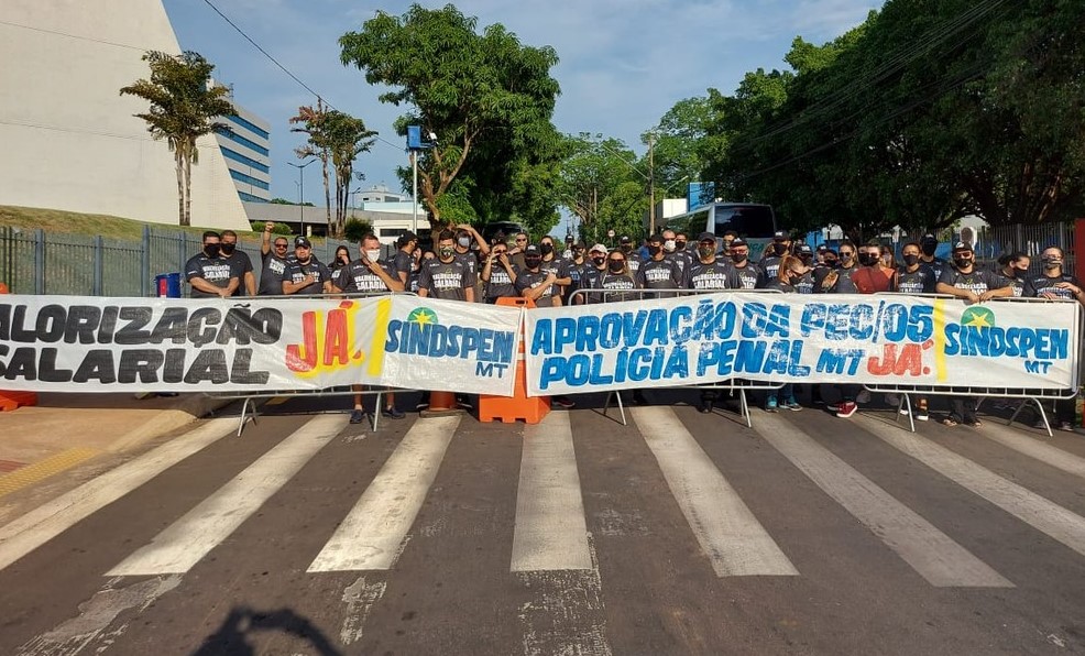 Mato Grosso | Para juiz, protesto de agentes penitenciários é risco à segurança pública e fuga de presos