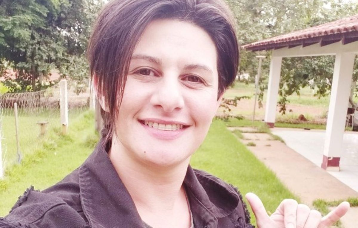 Santa Carmem | Mulher morre após bater motocicleta em caminhonete estacionada