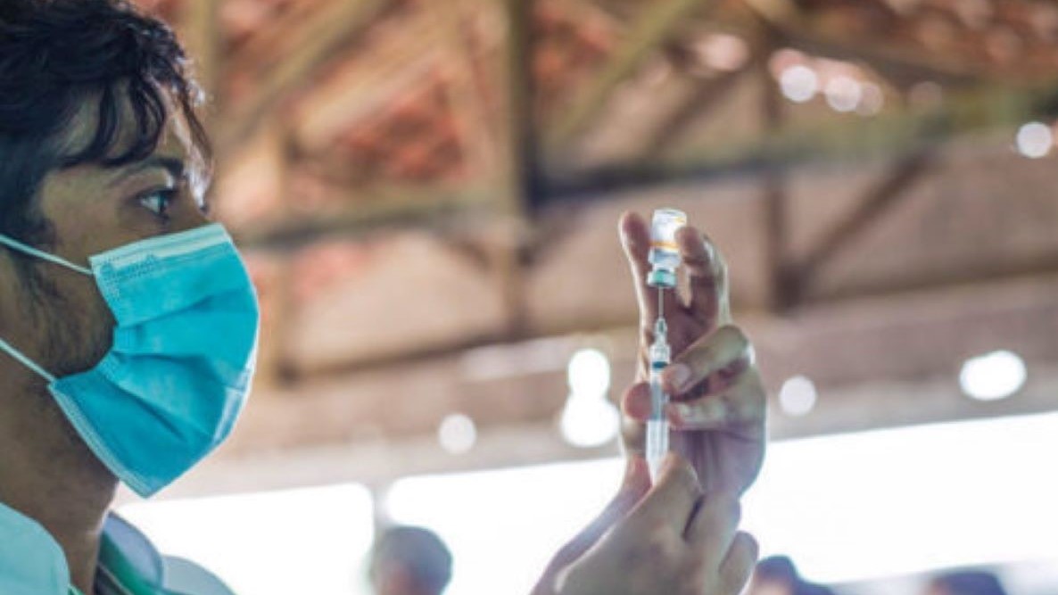 Instituto Butantan recomenda agulha mais fina para não desperdiçar vacina