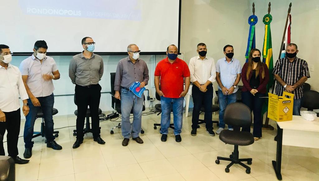 Rondonópolis | Câmara Municipal participa do lançamento Oficial da Fase 1 de vacinação contra o covid-19