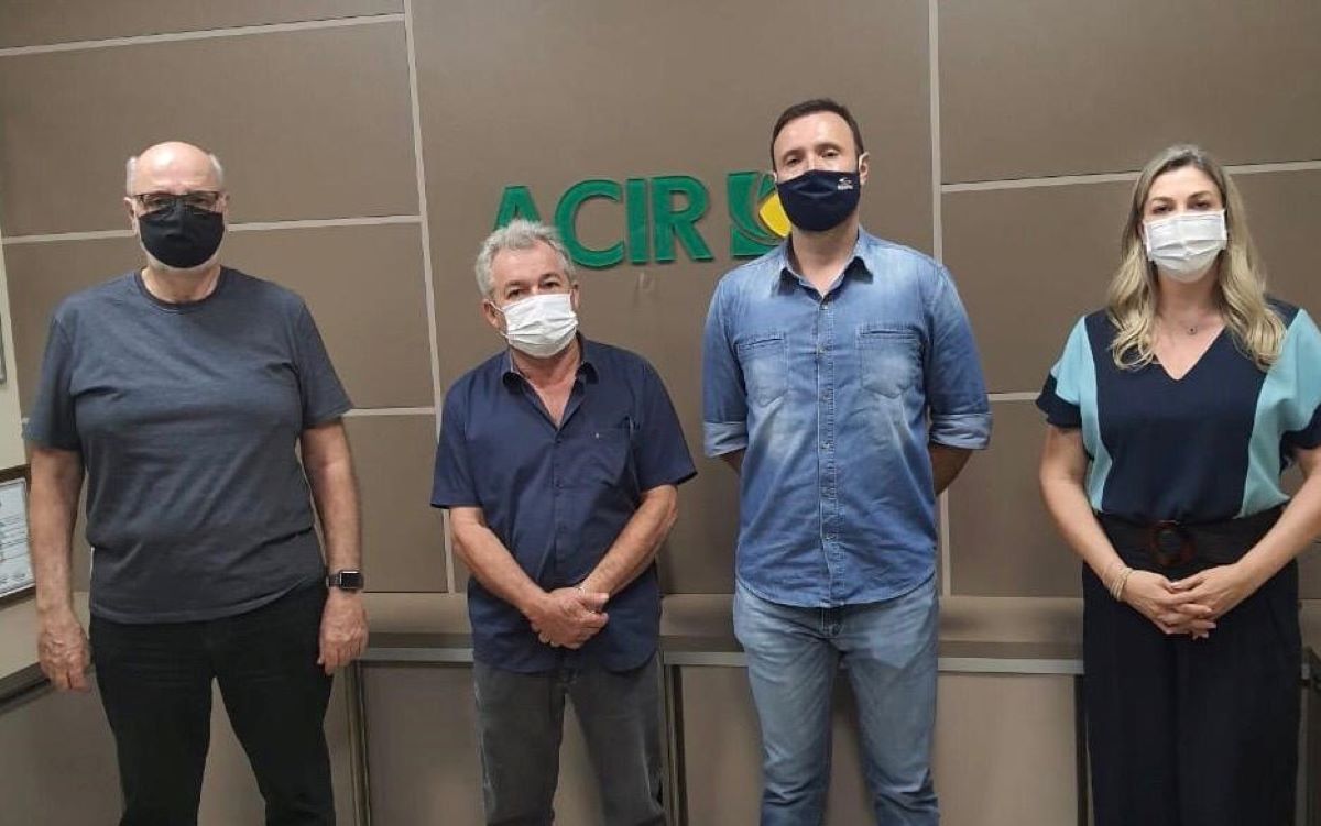 Rondonópolis | Renato Del Cistia toma posse como presidente da Acir