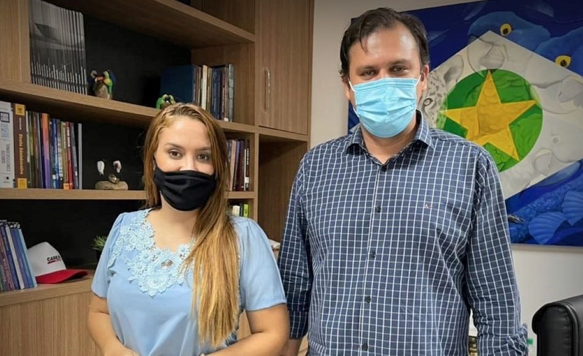 Em Cuiabá vereadora Kalynka, procura deputado e cobra do Estado solução para alagamentos no Anel Viário de Rondonópolis