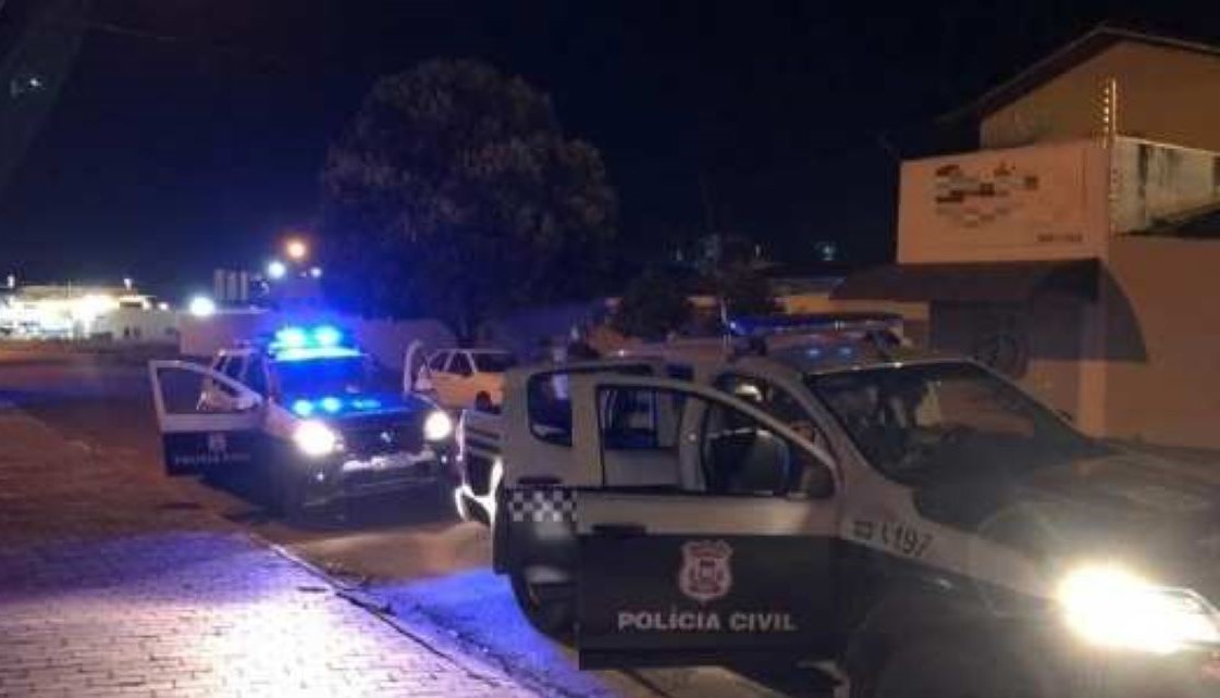 Mato Grosso | Assaltantes cortam energia de casa, fazem família refém e levam R$ 70 mil em joias