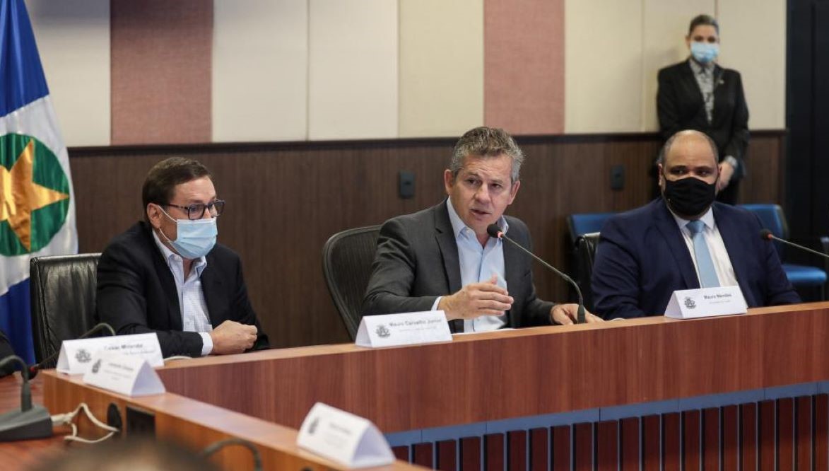 Mato Grosso | Governador pede auxílio do Ibrachina para adquirir 1 milhão de doses de vacinas