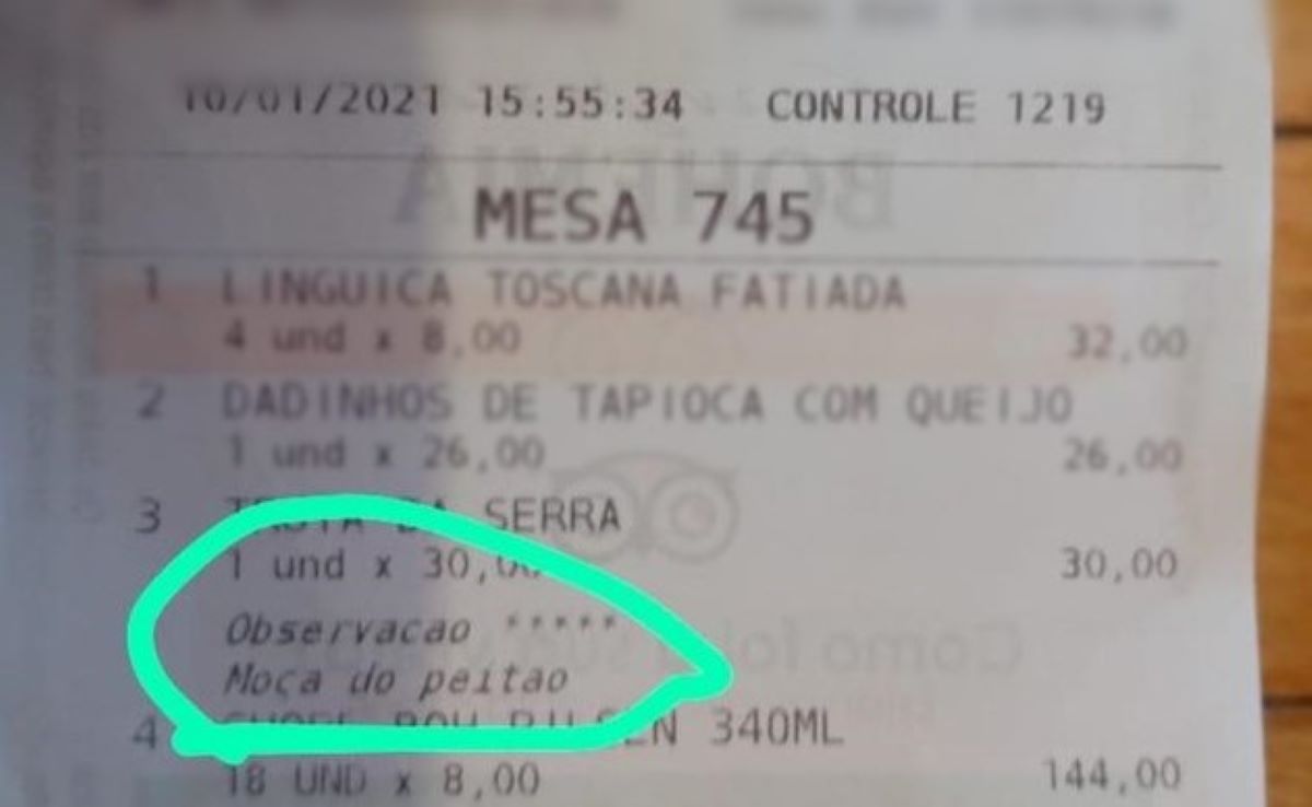 Mulher relata constrangimento ao receber comanda com comentário inadequado