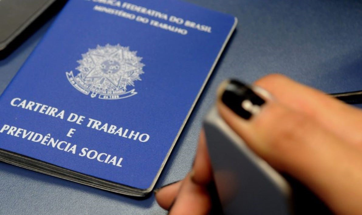 Antecipado para fevereiro o pagamento do abono salarial