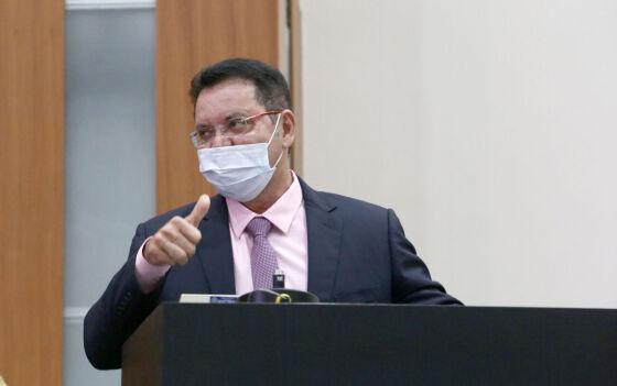 ALMT vai devolver dinheiro para o governo comprar vacinas da Covid-19
