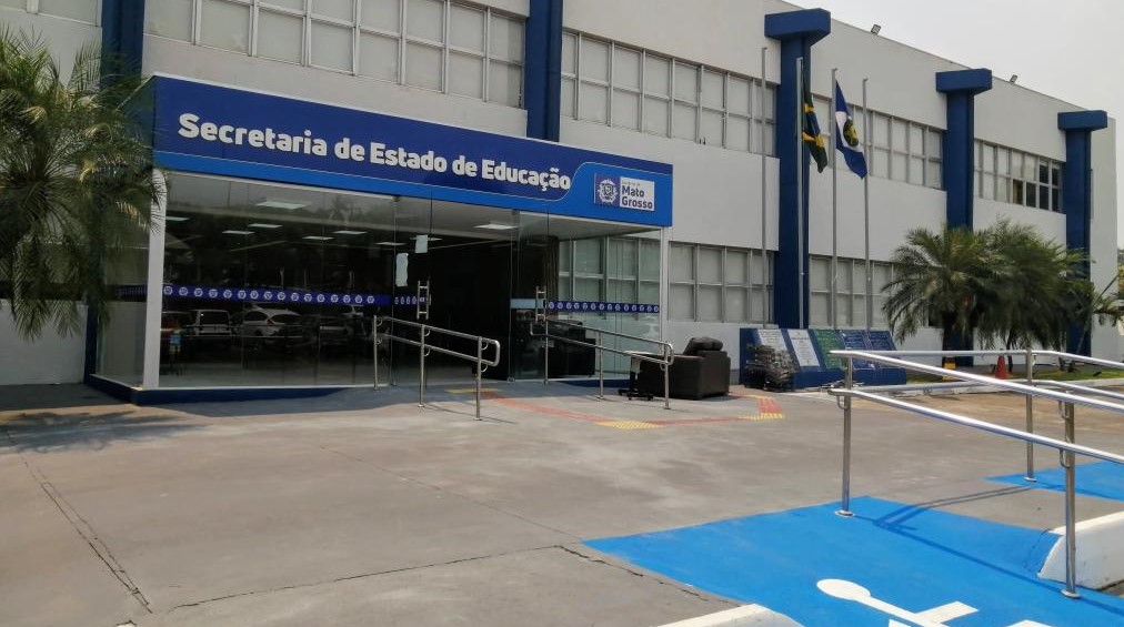 Mato Grosso | Seduc autoriza licença de servidores para mestrado e doutorado; veja critérios