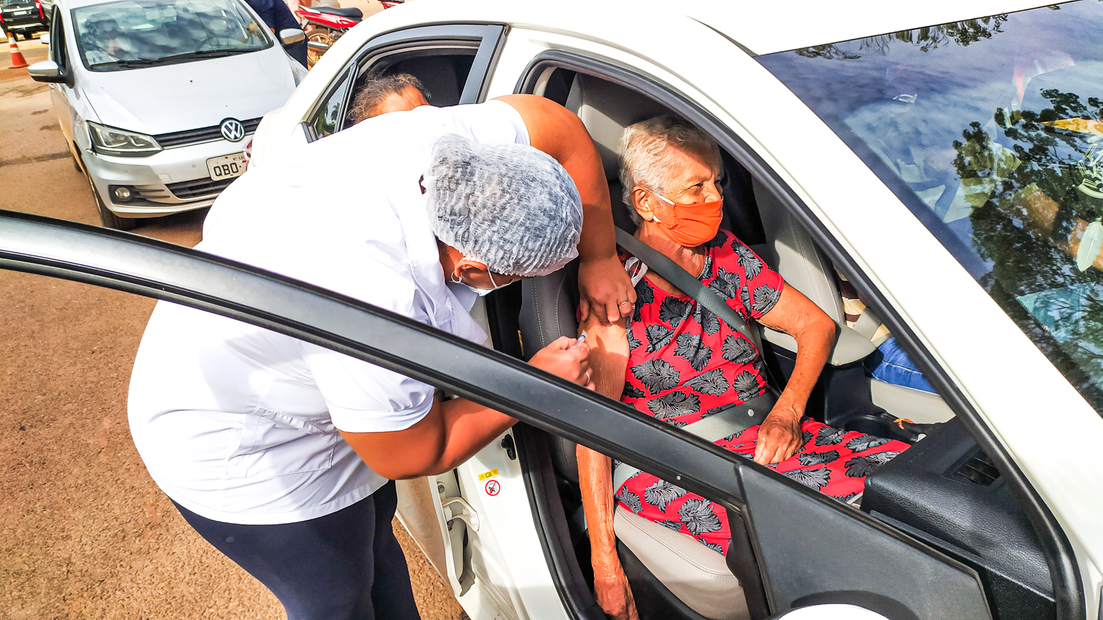 Cáceres | Prefeitura solicita que idosos de 75 anos de idade acima realizem inscrições para receber vacina contra covid-19