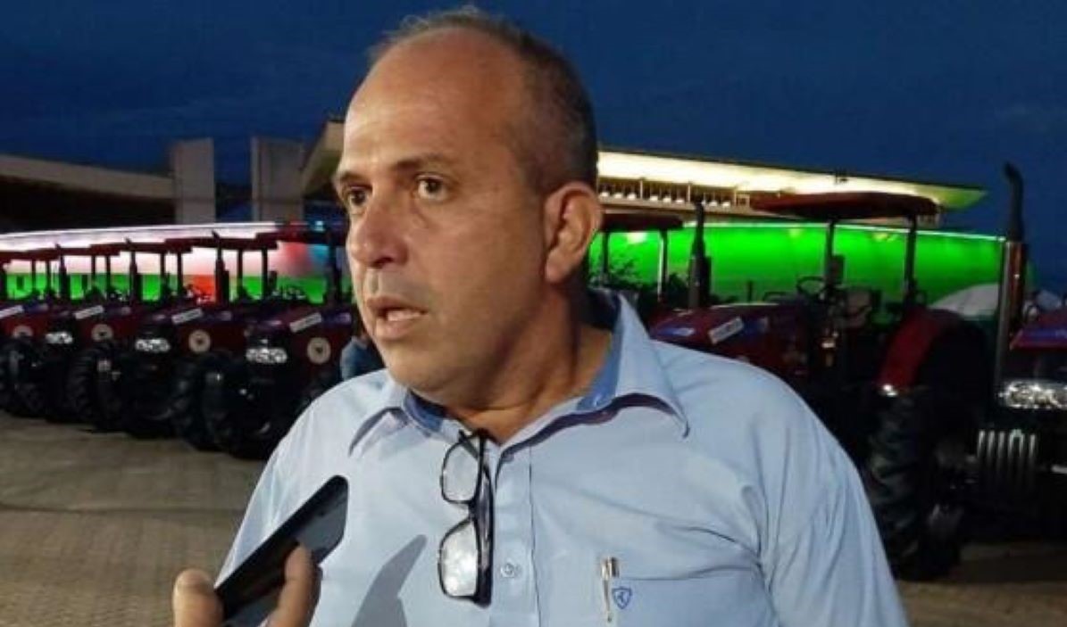 Prefeito de Campinópolis é internado com covid-19
