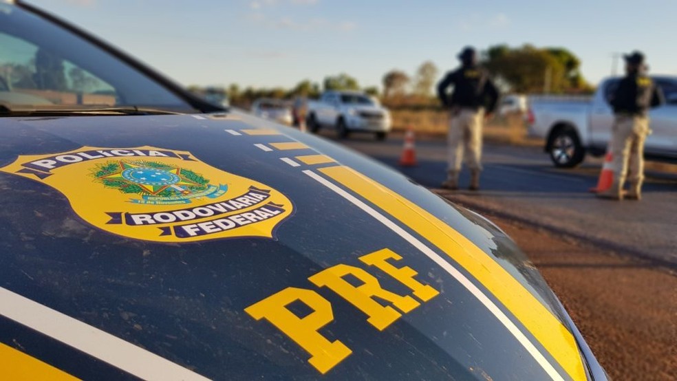 Criança de 9 anos morre atropelada na BR-364 por caminhonete e motorista é preso