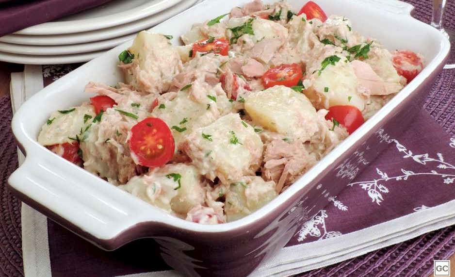Salada de batata com atum