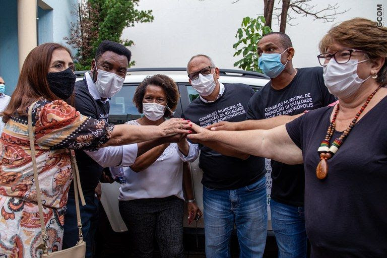 Rondonópolis recebe veículo para auxiliar em políticas de promoção da igualdade racial