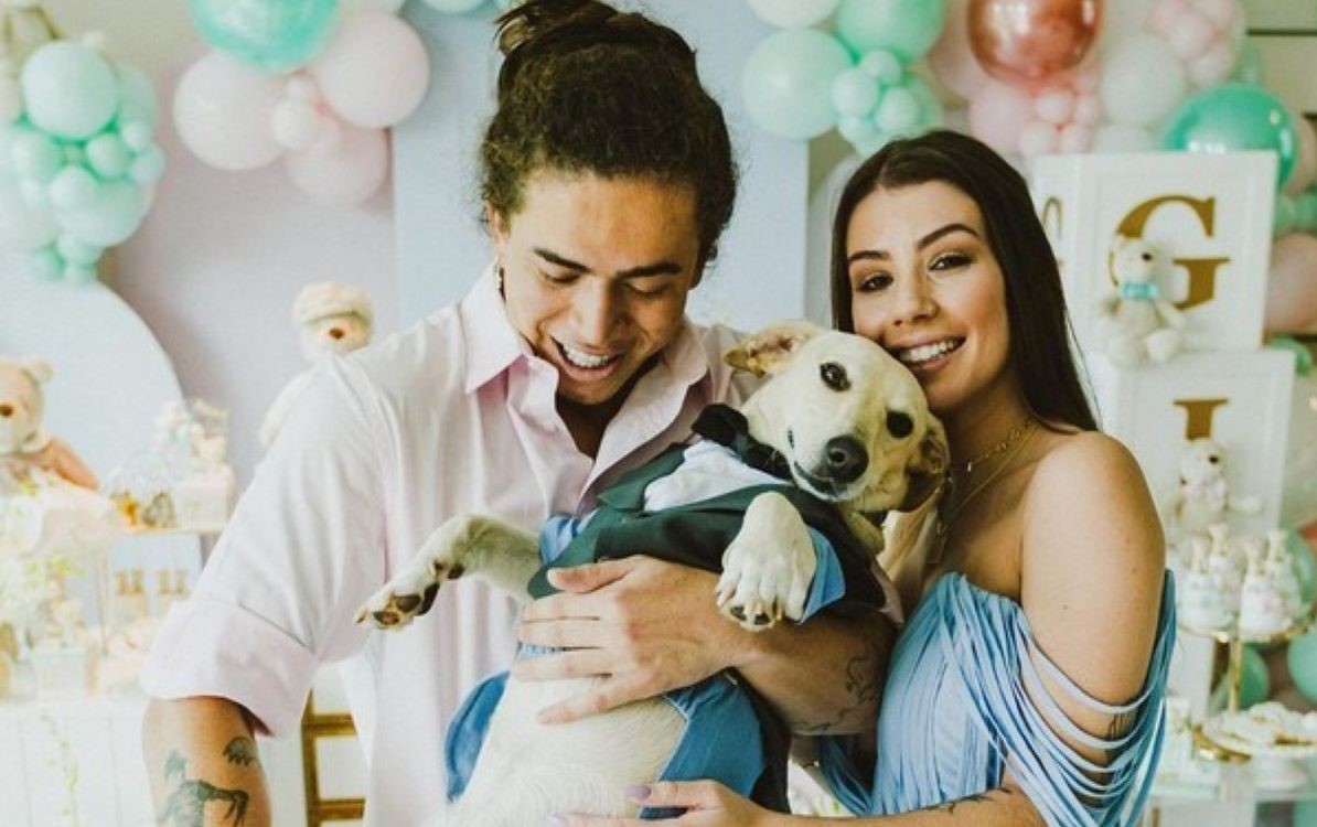 Whindersson Nunes e Maria Lina revelam sexo do bebê e anunciam noivado