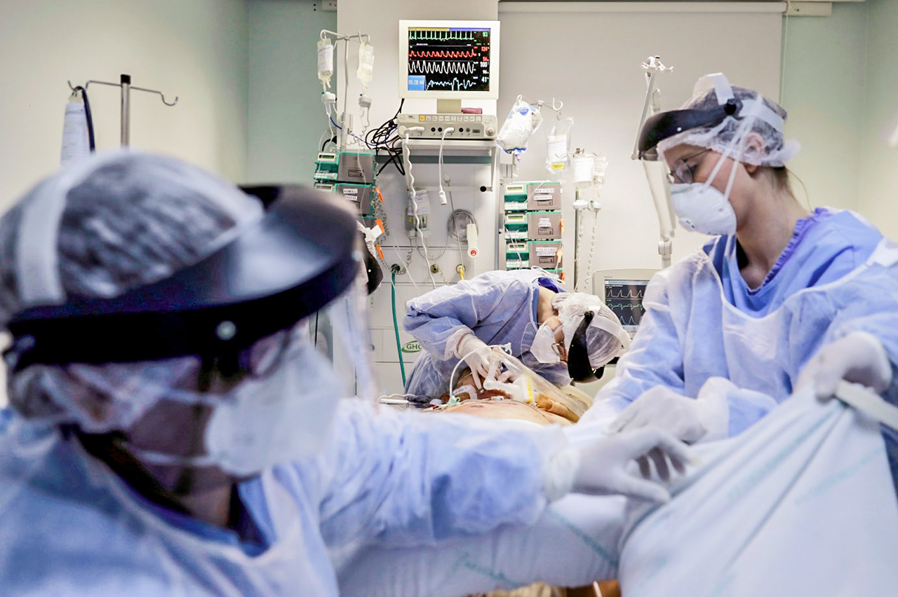 Covid-19: filas em seis Estados somam mais de 1.300 pacientes à espera de UTI