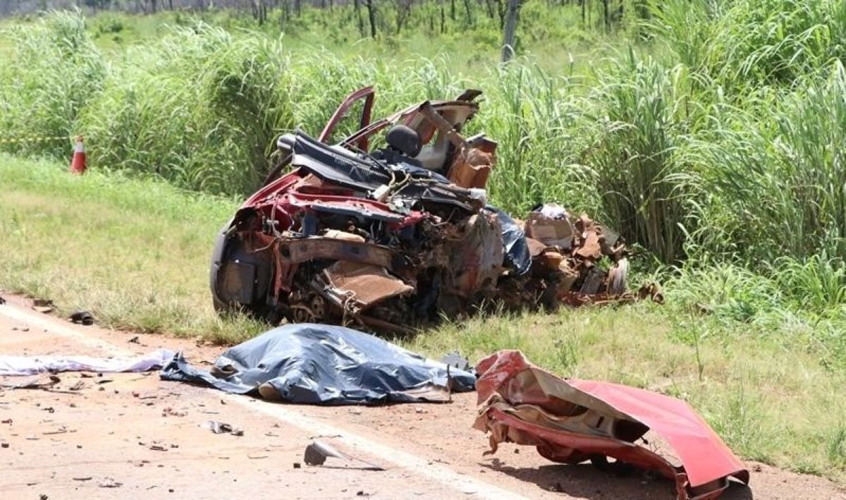 Nova Mutum | Trágico acidente entre três veículos deixa 2 mortos