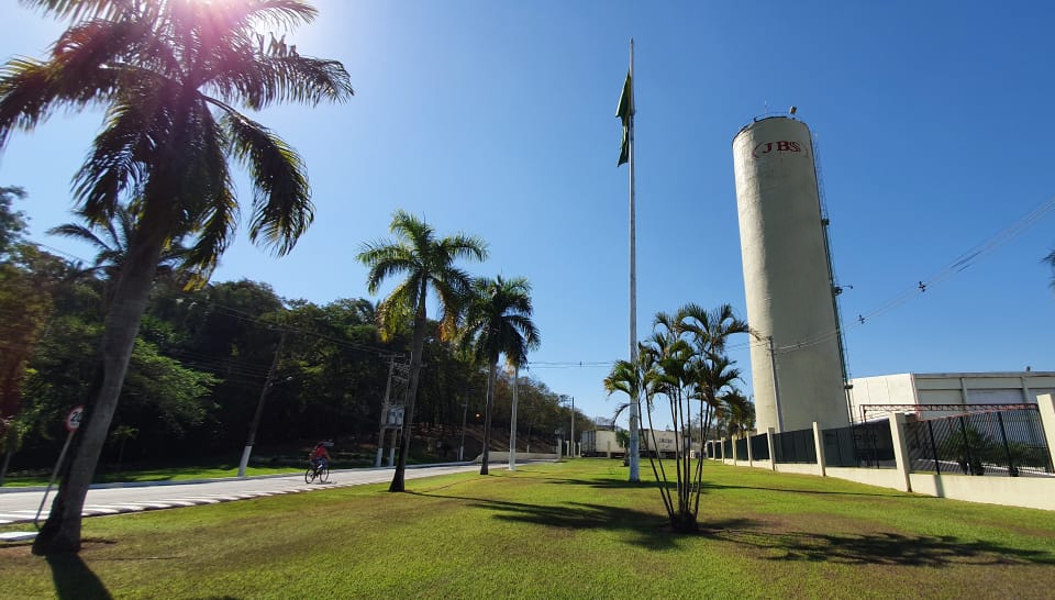 Laboratório da unidade da Friboi em Barra do Garças conquista acreditação da norma ISO