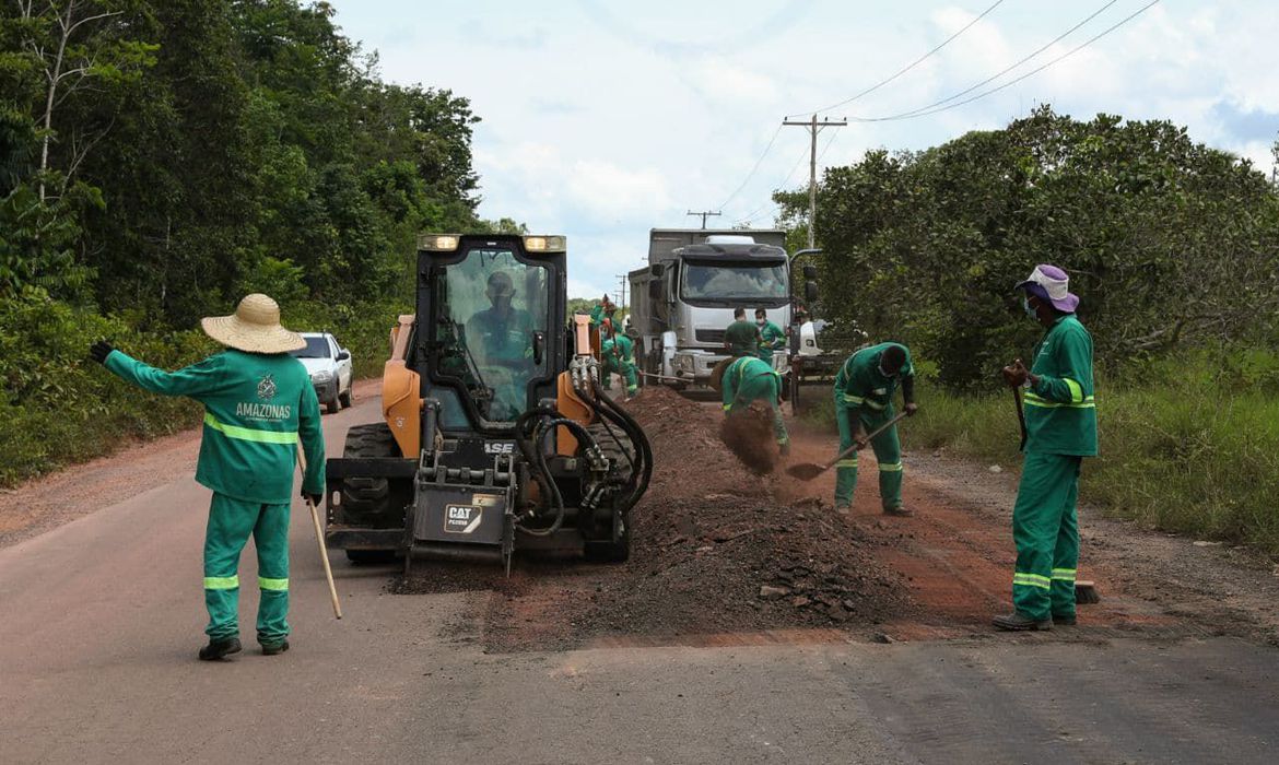 Governo abre crédito para reconstruir rodovias danificadas pela chuva