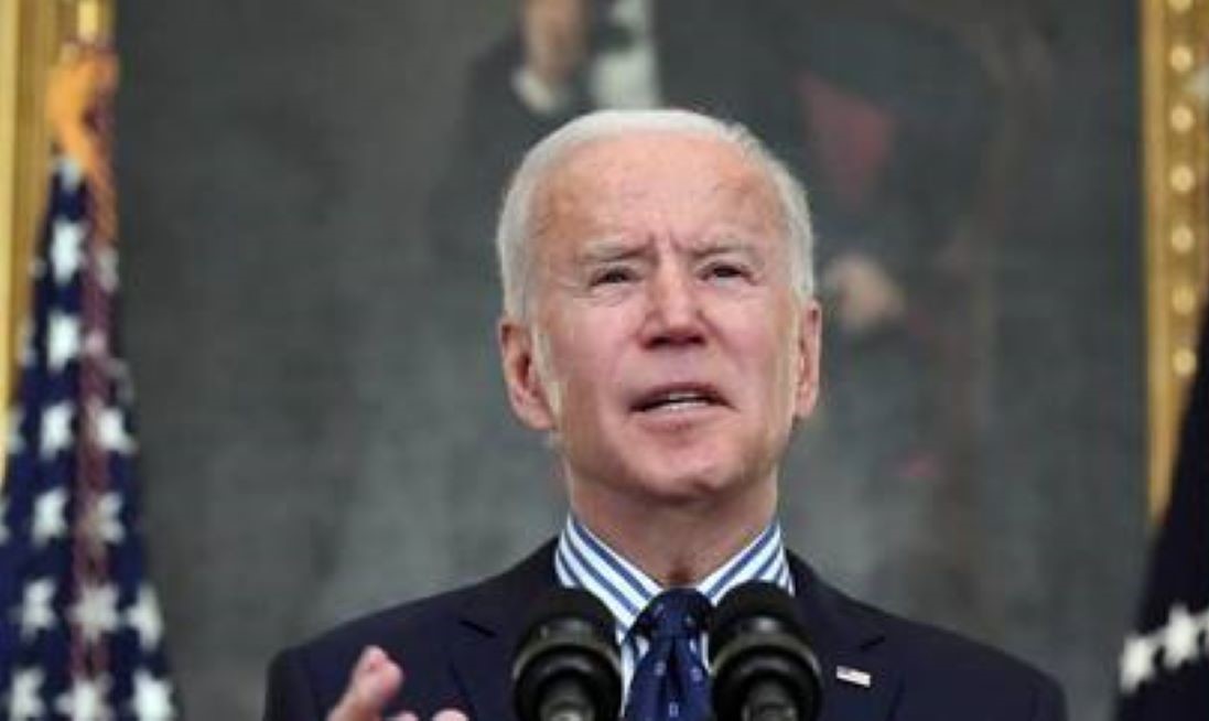 Biden envia carta a Bolsonaro e promete parceria para frear covid