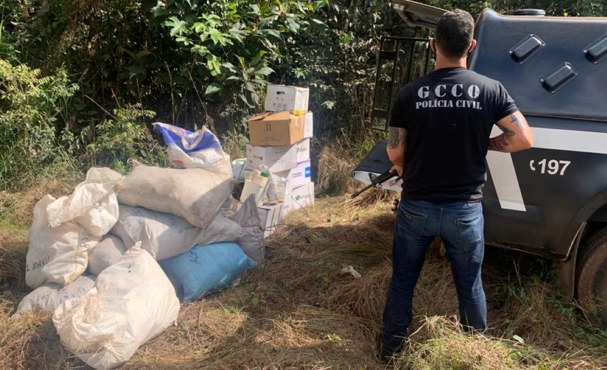 Diamantino | Carga de agrotóxico avaliada em R$ 150 mil é encontrada escondida em mata