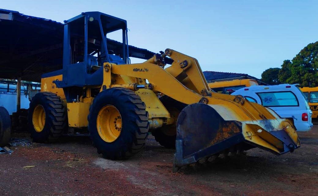 Pedra Preta | Prefeitura faz parceria com a SEMA e recebe destinação de pá carregadeira flagrada em desmate ilegal