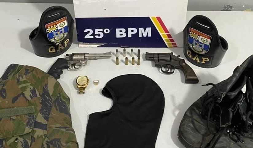 Várzea Grande | Policiais libertam vítimas de roubo e sequestro e prendem dupla em flagrante