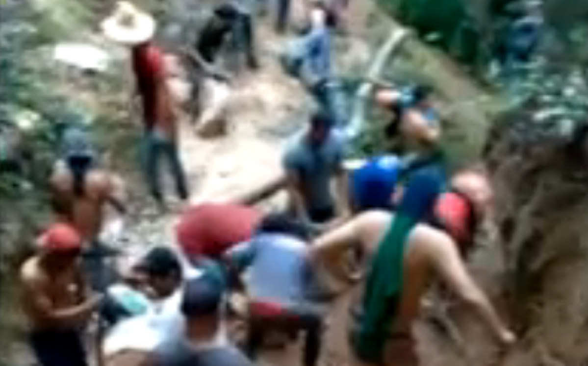 Mato Grosso | Mais de 400 garimpeiros invadem fazenda em busca de ouro