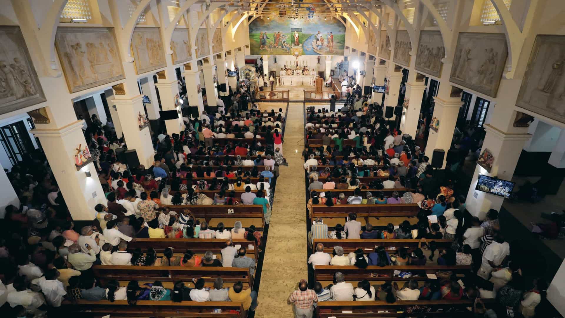 Ministro dá decisão a favor de cultos e celebrações religiosas no País
