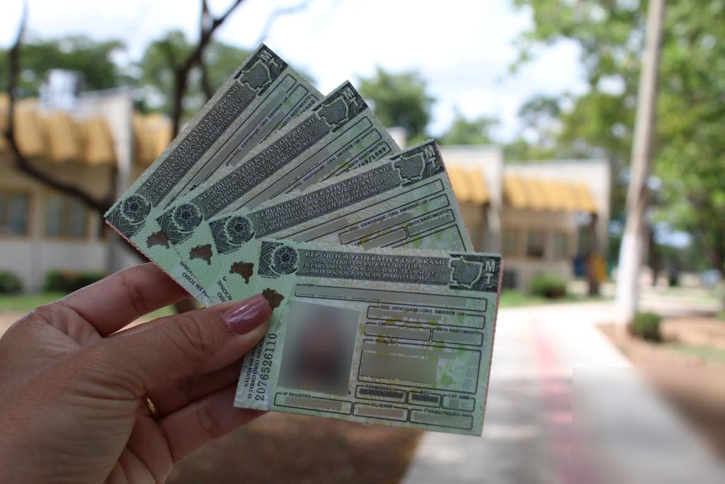 Nova lei de trânsito: Carteira de Habilitação passa a ter validade de até 10 anos