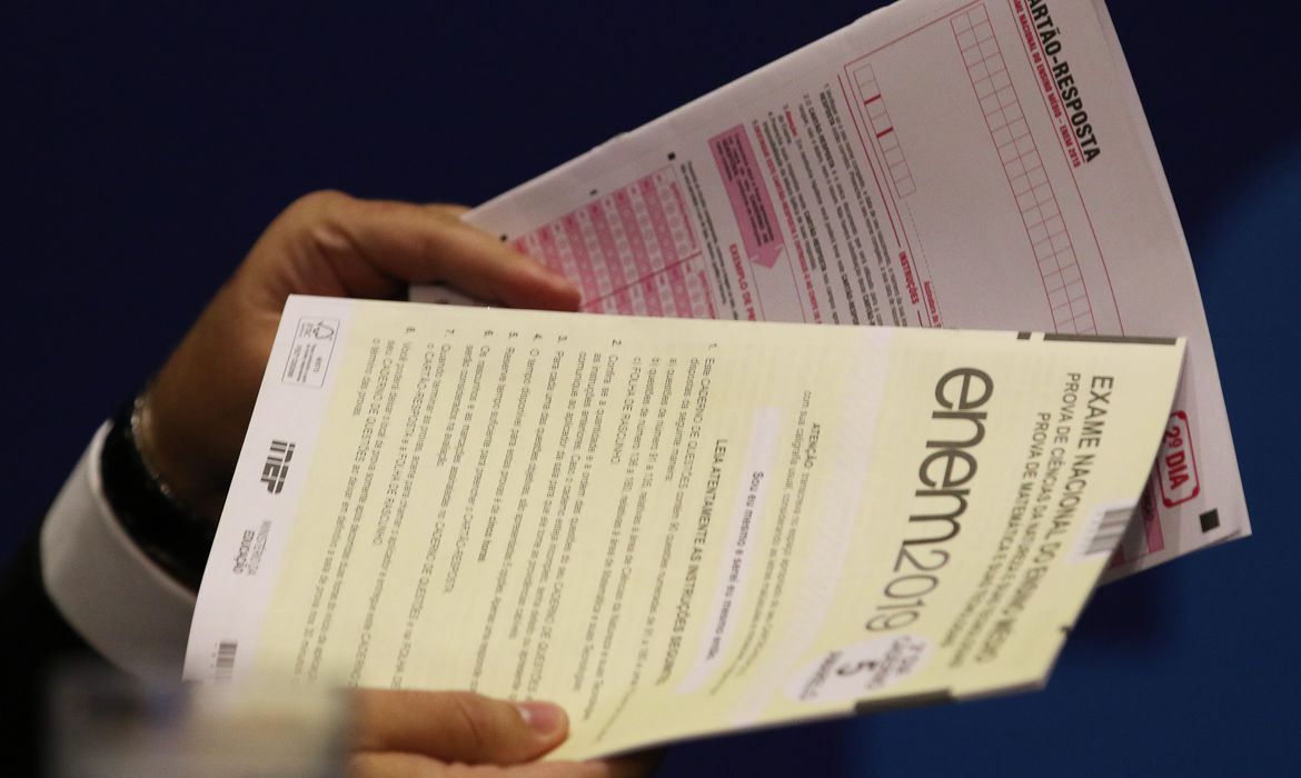 Inep capacita 166 elaboradores de itens para o Enem