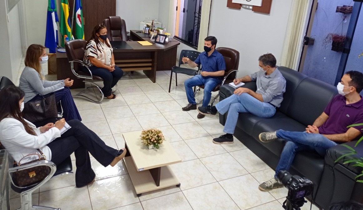 Prefeitura de Pedra Preta recebe proposta de parceria com curso de medicina da UFR