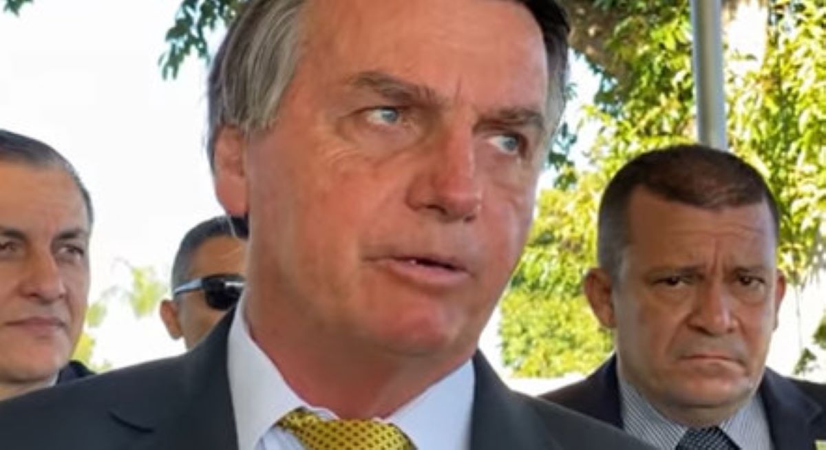 Bolsonaro promete isentar motos de pedágio em rodovias federais